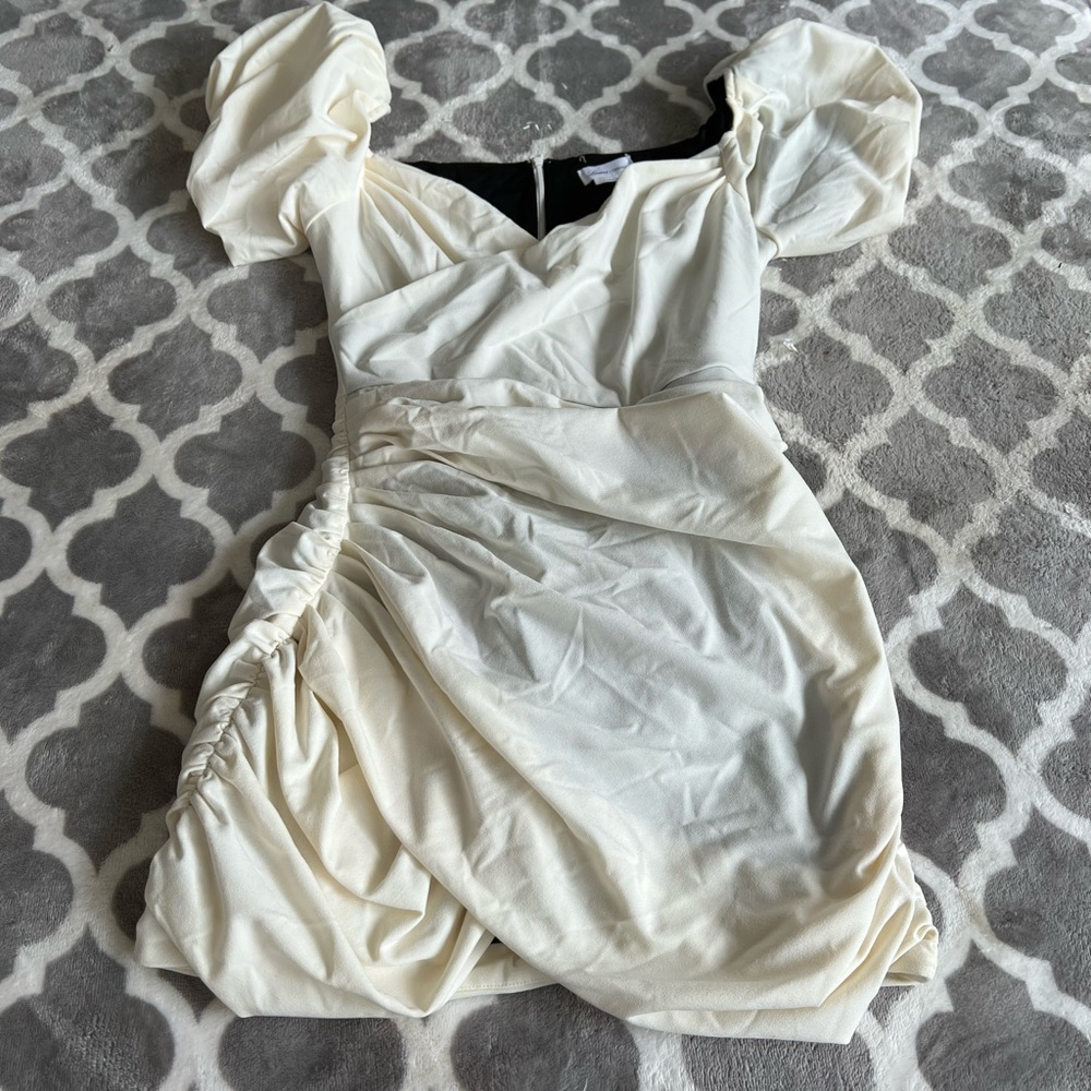 Lovers + friends white puff sleeve mini dress small - Picture 2 of 8